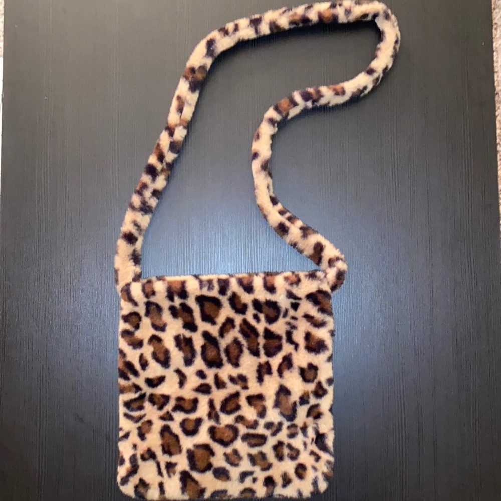 Leopard pattern fuzzy cross body